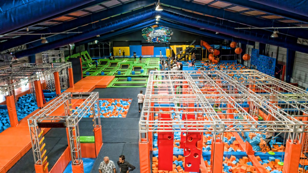 Jump Arena Bordeaux - Trampoline Park et Parcours Ninja Warrior