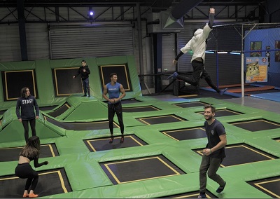 Un véritable parcours NINJA WARRIOR à Bordeaux - JUMP ARENA